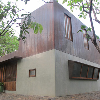 Copper house – polished coloured Cement Plaster Render